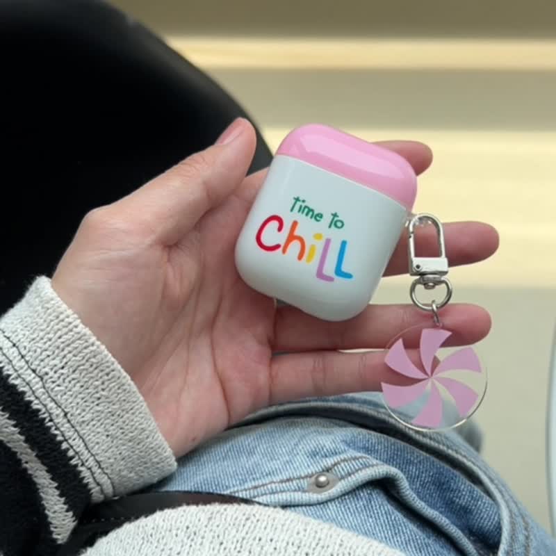 可爱粉色耳机壳  chill彩虹字母   AirPods 保護殼 软壳 - 耳机收纳 - 塑料 粉红色