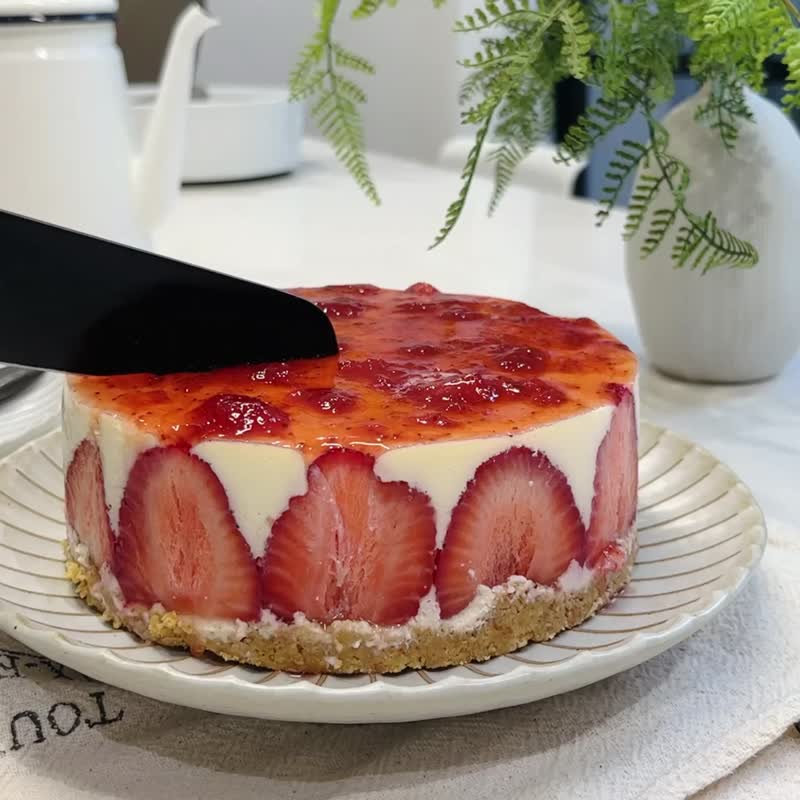 草莓奶酪蛋糕  6寸。可客制蛋糕插卡 - 蛋糕/甜点 - 新鲜食材 粉红色