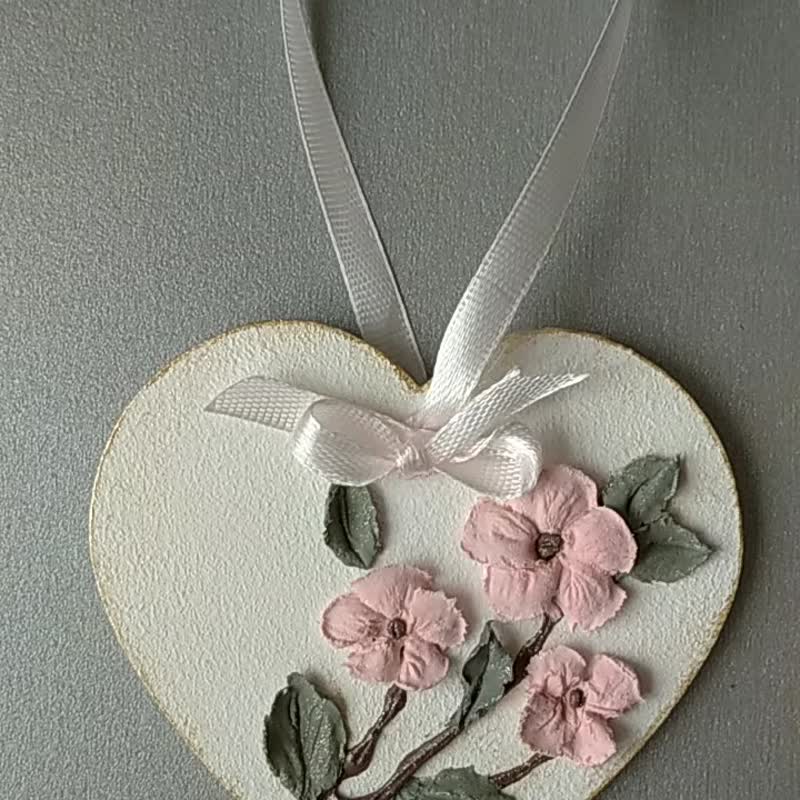 挂着樱花的心母亲节礼物生日礼物婚礼花卉装饰 - 衣架/挂勾 - 木头 白色