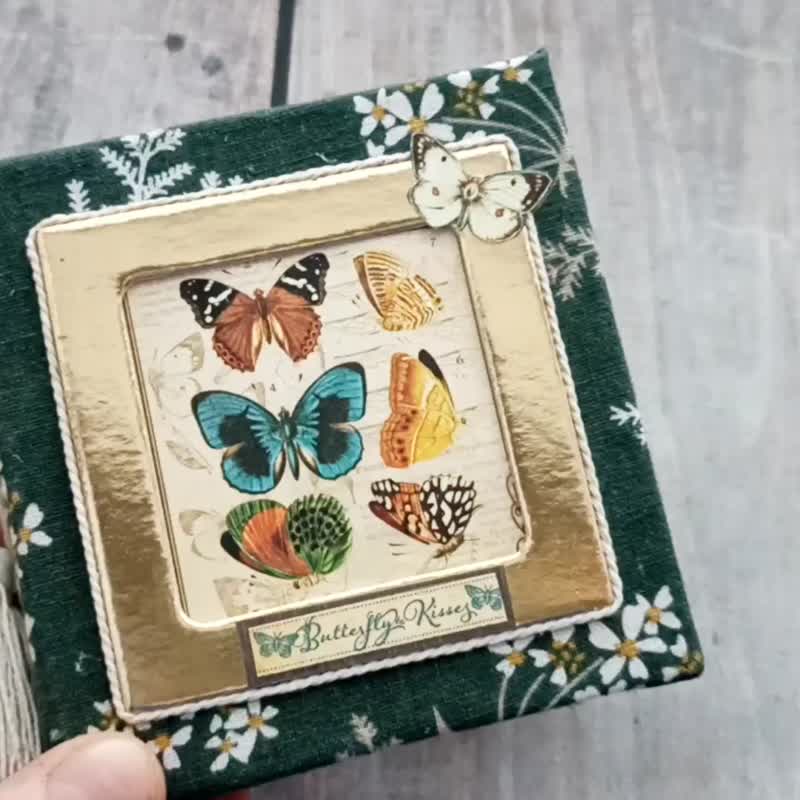 Nature junk journal handmade Butterfly dairy Botanical notebook - 笔记本/手帐 - 纸 绿色