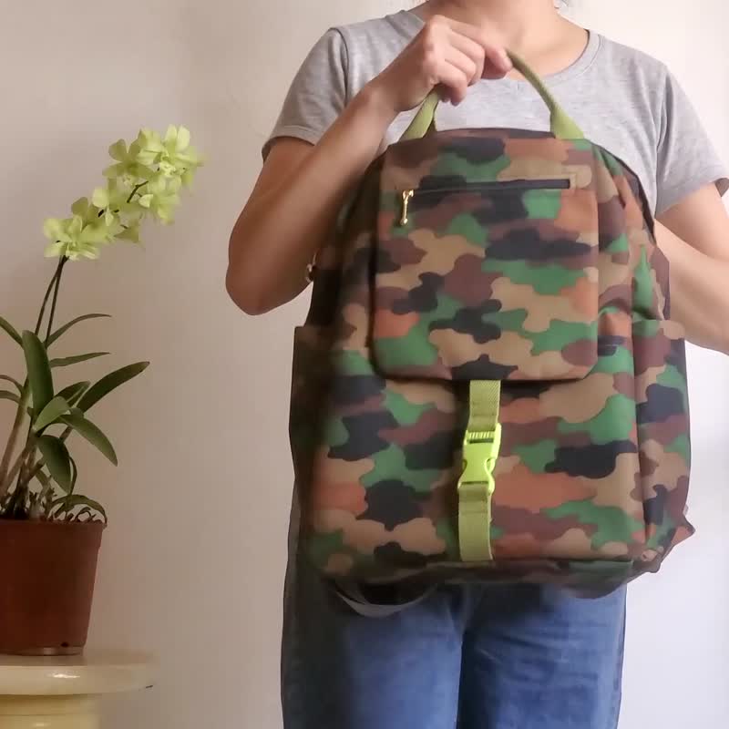 防水迷彩后背包旅行袋行李袋手提袋可装A4笔电或PAD挂行李箱拉杆 - 后背包/双肩包 - 防水材质 绿色