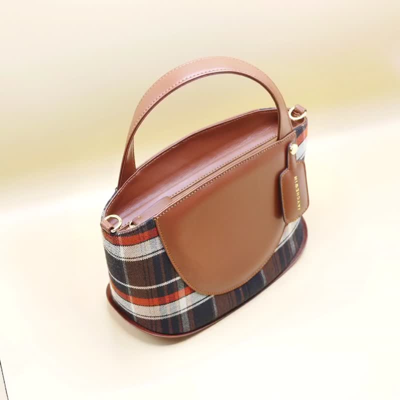 【 Ltd Edition 】水桶包 Merry Bucket Tote - Tartan Espresso - 手提包/手提袋 - 真皮 咖啡色